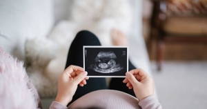 L&#039;Œstrogène, Gardien de la Santé Cérébrale: Une Nouvelle Étude Explore le Lien avec la Maternité