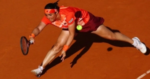 Ons Jabeur vise les quarts de finale à Roland Garros après sa victoire convaincante