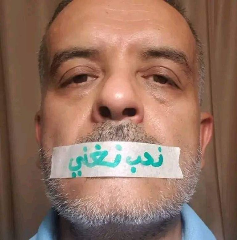 الفنان التونسي محمد الجبالي يعبر عن استيائه بسبب رفض صعوده على مسرح مهرجان قرطاج الدولي 2023