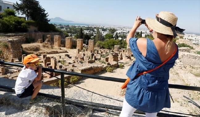 ارتفاع كبير في عائدات القطاع السياحي في تونس خلال العام 2023