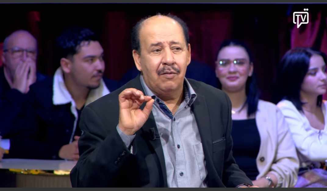 عبد الوهاب الحناشي يكشف تفاصيل مؤلمة عن طلاقه ومشاكله العائلية في حصة تلفزية مؤثرة