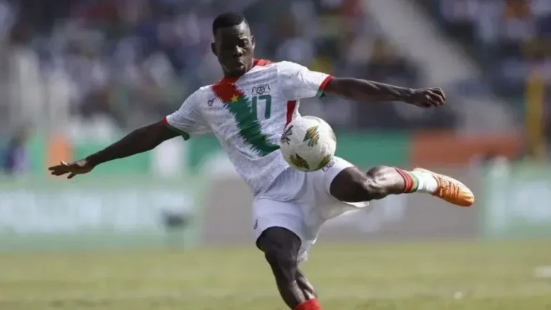 حزن عميق في معسكر بوركينا فاسو بعد وفاة نجل اللاعب عزيز كي