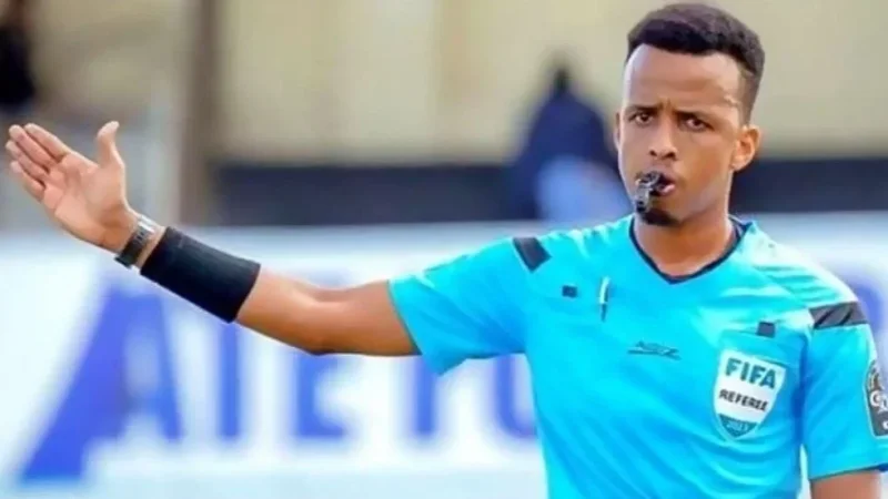 خطر استبعاد الحكم الصومالي عمر أرتان من مباريات كأس إفريقيا للأمم بسبب مخالفة تجارية
