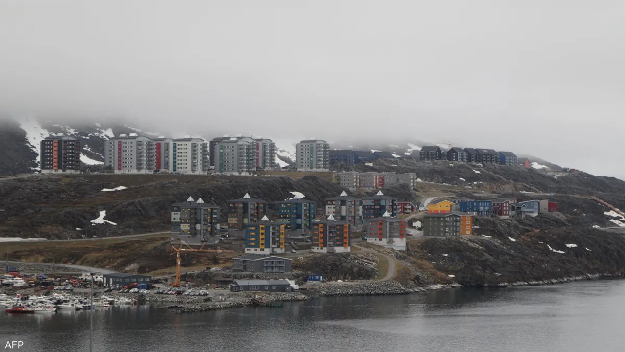 واشنطن تفكر في "شراء" غرينلاند: مبالغ مالية للمواطنين وخيارات عسكرية مطروحة