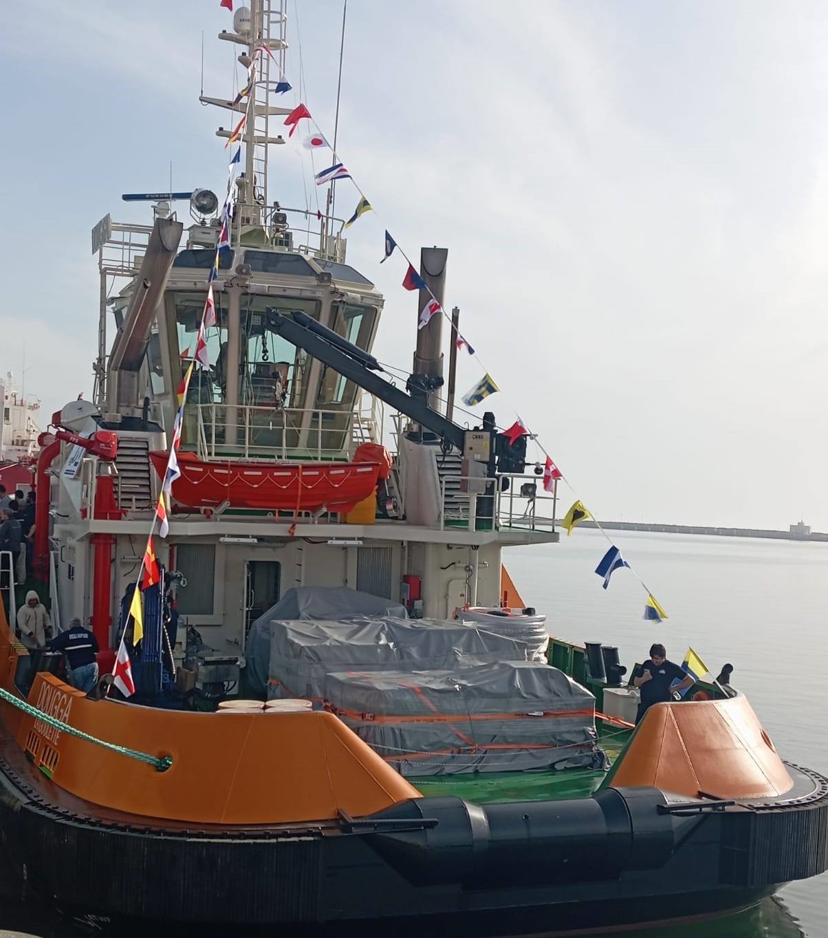 «دقّة» يعزّز أسطول قابس: جرّار بحري جديد بتقنيات متطوّرة يدخل الخدمة