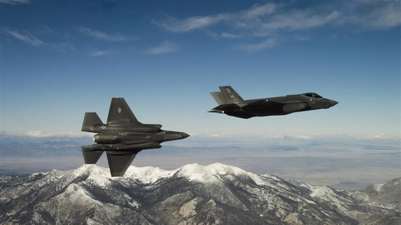 غرينلاند على صفيح ساخن: الدنمارك ترسل الـF-35 إلى القطب الشمالي رداً على أطماع واشنطن