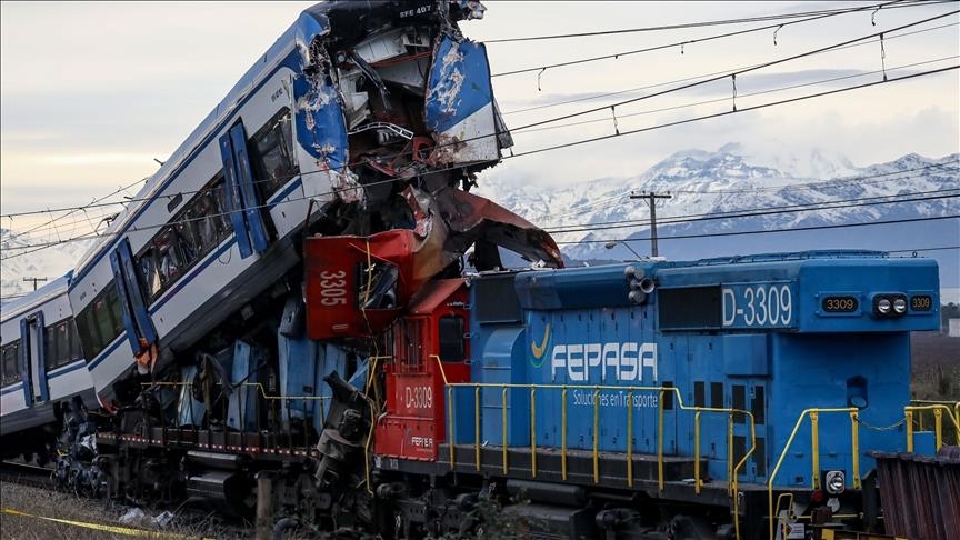 كارثة قطارين فائقَي السرعة في الأندلس… 40 قتيلًا وعشرات المصابين