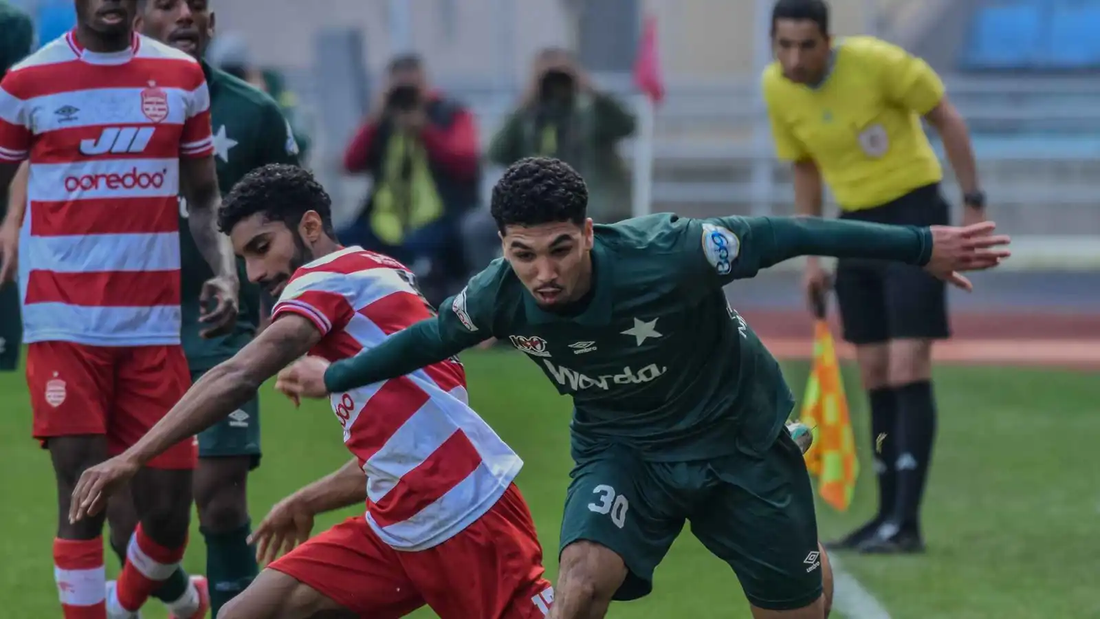 ثلاثية ساحقة للنادي الإفريقي تُسقط النجم الساحلي وتثير غضب الجماهير