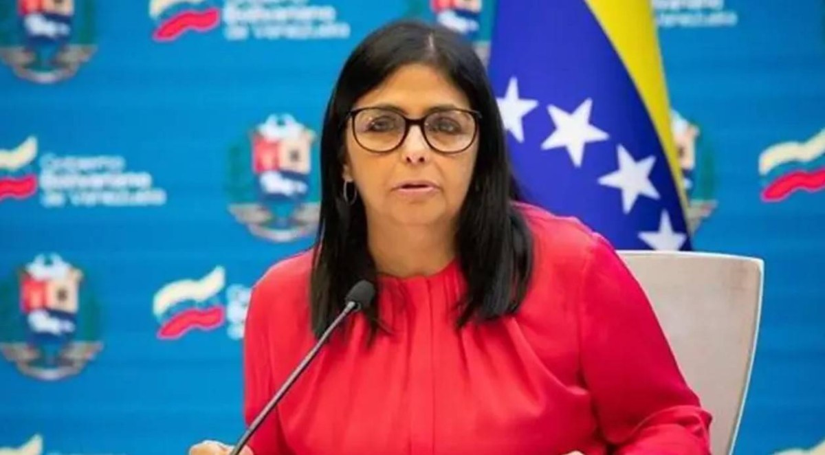 عفو تحت الضغط وإغلاق “هيليكويد”… فنزويلا تفتح باب المصالحة بعد اعتقال مادورو