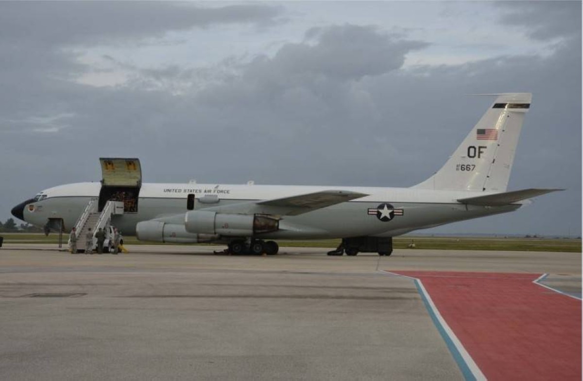 الطائرة «كاشفة النووي» الأميركية تهبط في بريطانيا… عين واشنطن على التجارب النووية حول العالم