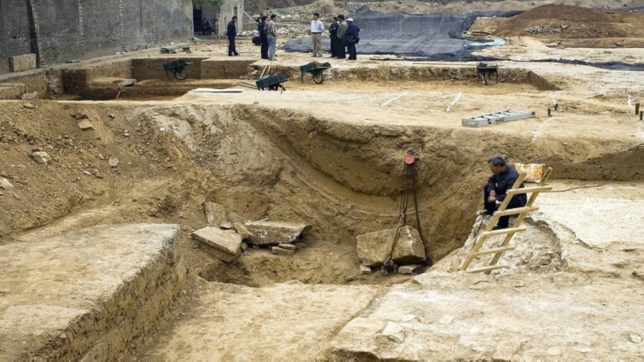اكتشافات آثارية ضخمة في الصين: موقع مينشيخه يكشف عن كنوز العصور القديمة