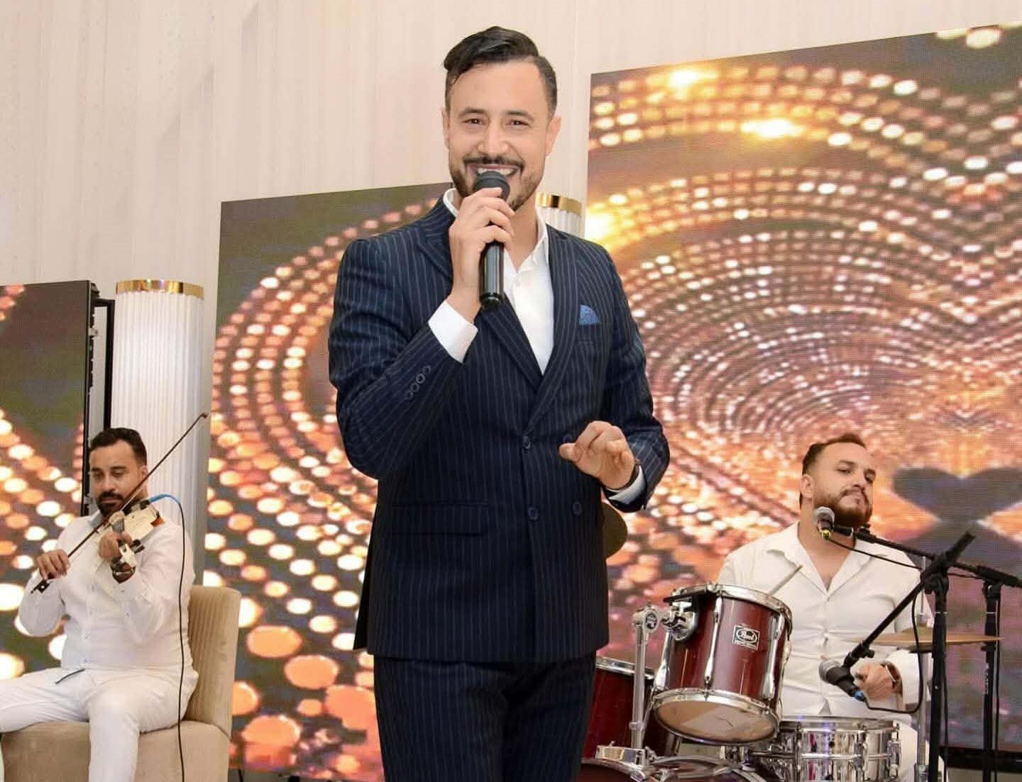 الفنان انيس اللجمي يقدم عرض سيد العاشقين في عديد المهرجانات الرمضانية