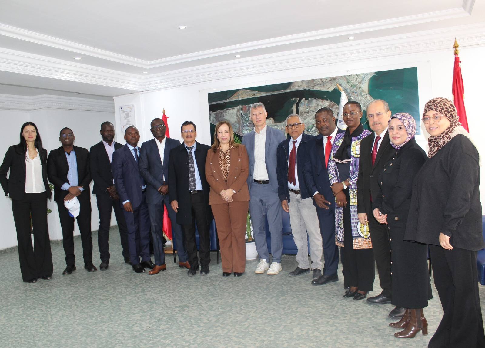 تتويج كفاءات وطنية في قلب ميناء حلق الوادي… شهائد دولية تعزّز موقع تونس المينائي