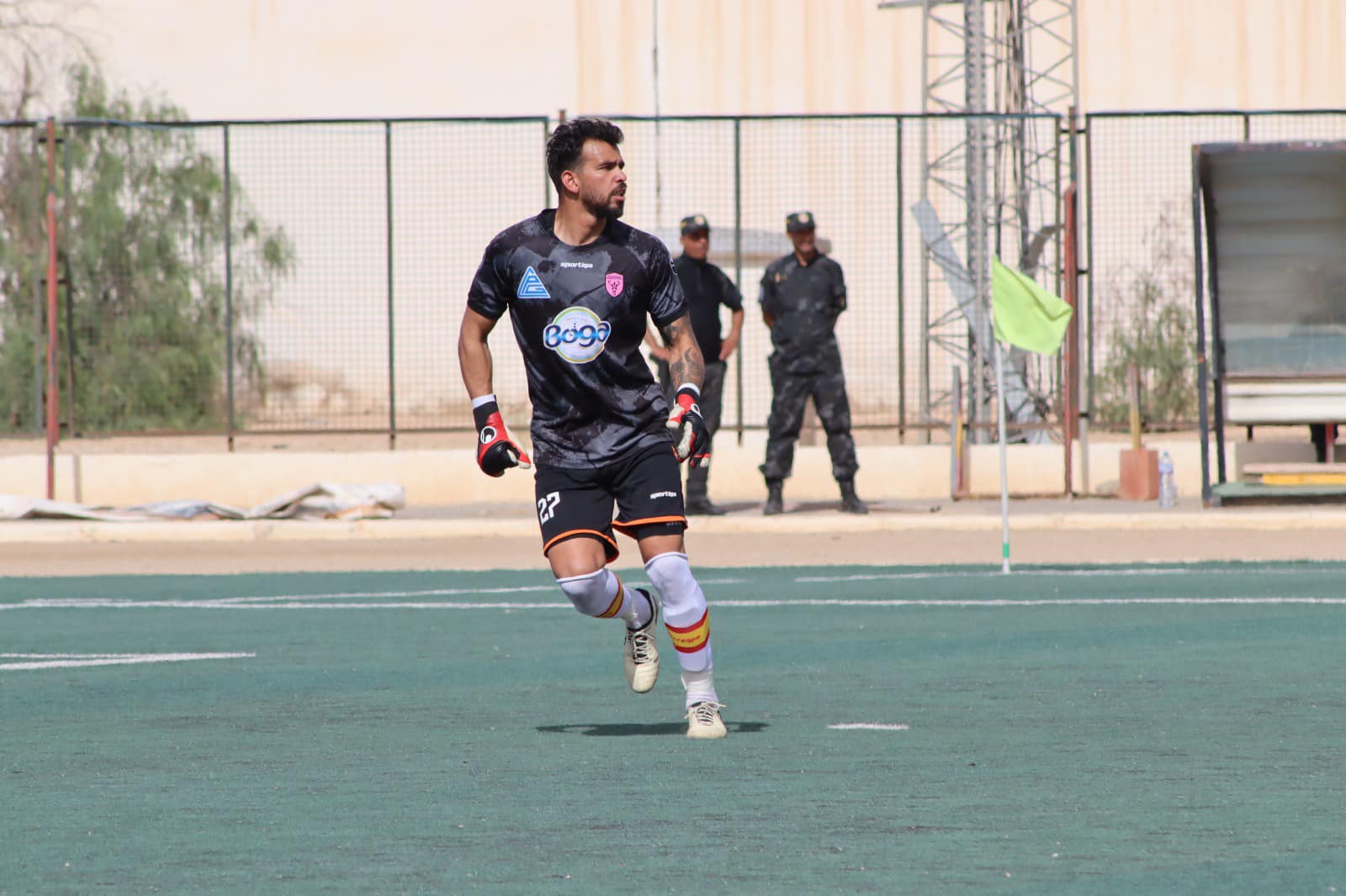 جدل واسع في الرابطة: حمزة بن شريفية يُهدد فوز نجم المتلوي أمام الترجي