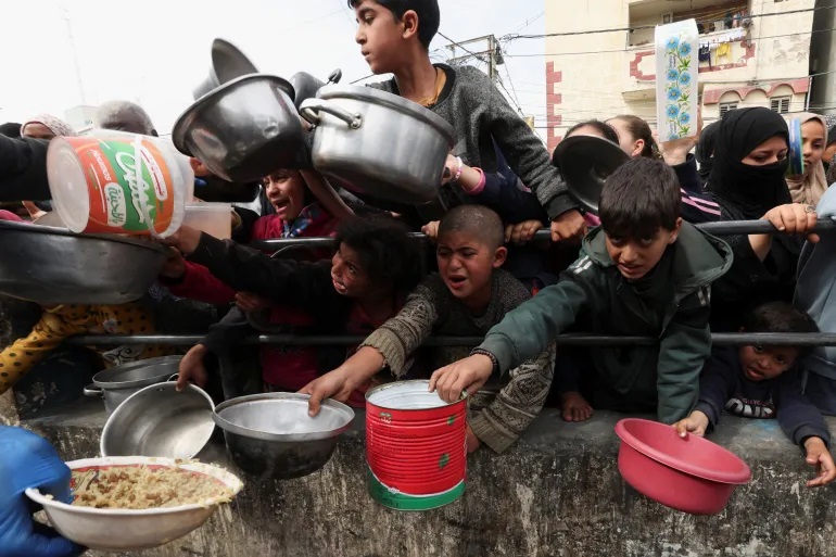 مأساة إنسانية تزامنا مع الشهر الفضيل في غزة