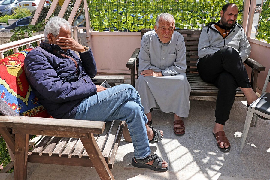 المحكمة العليا في إسرائيل تعلّق قرار إعادة مرضى السرطان إلى قطاع غزة