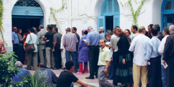 فضيحة في الملاعب: الشبيبة الرياضية بالعمران تلاحق يوسف البلايلي بعد تصرف "غير أخلاقي" تجاه جمهورها!