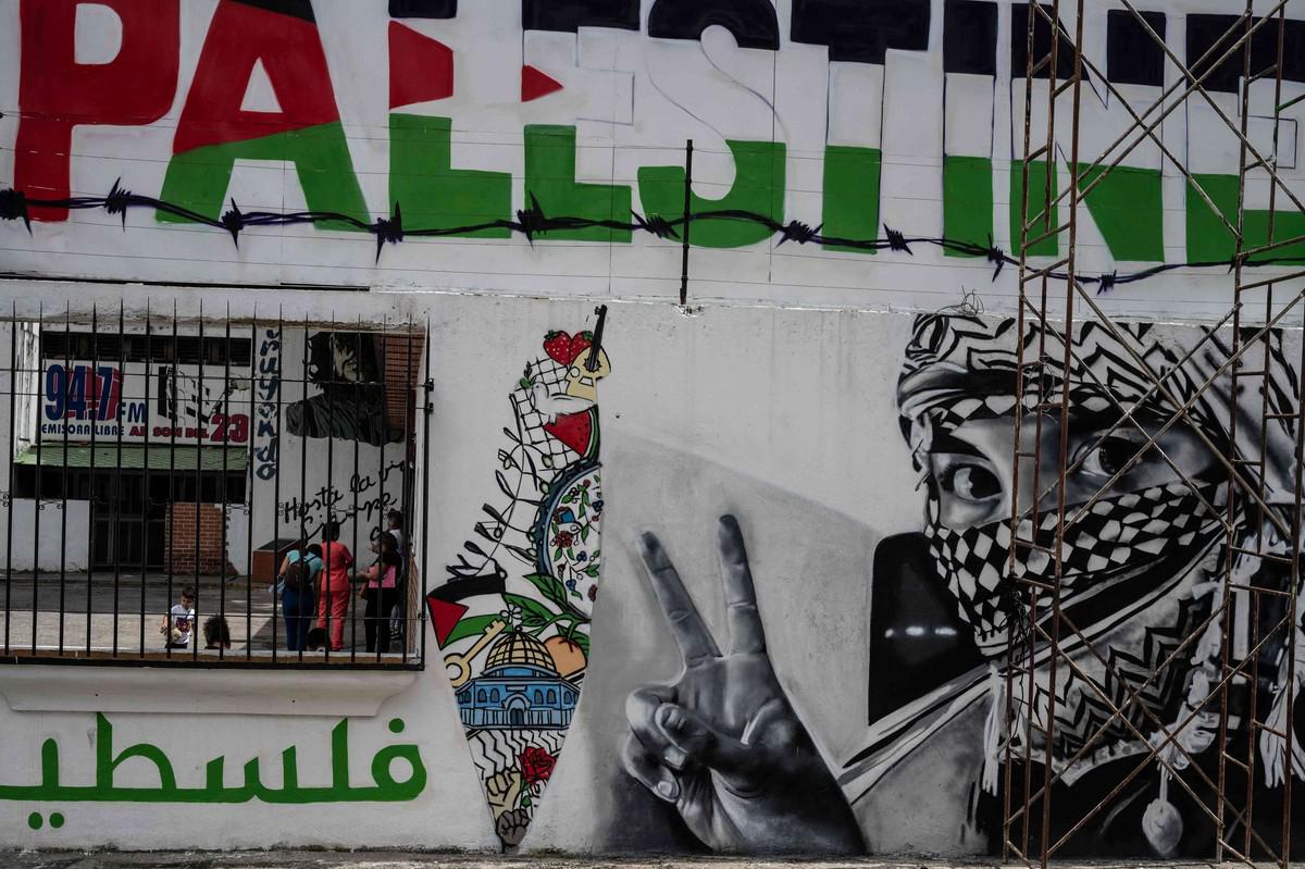 جدلية العلاقة بين النص الشعري.. وأدب المقاومة