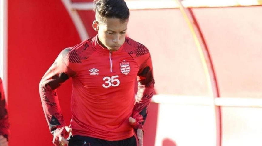 إصابة مؤلمة للاعب الشاب عزيز الغريسي: تحدٍ جديد للنادي الإفريقي