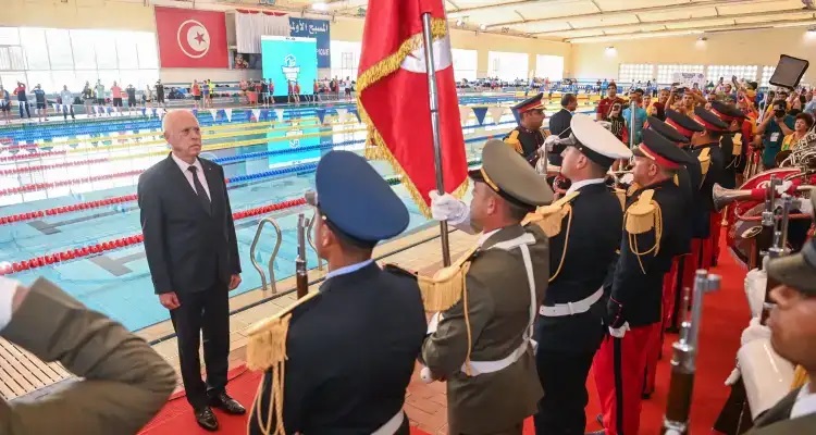 فتح تحقيق قضائي في واقعة حجب علم تونس بالمسبح الأولمبي برادس