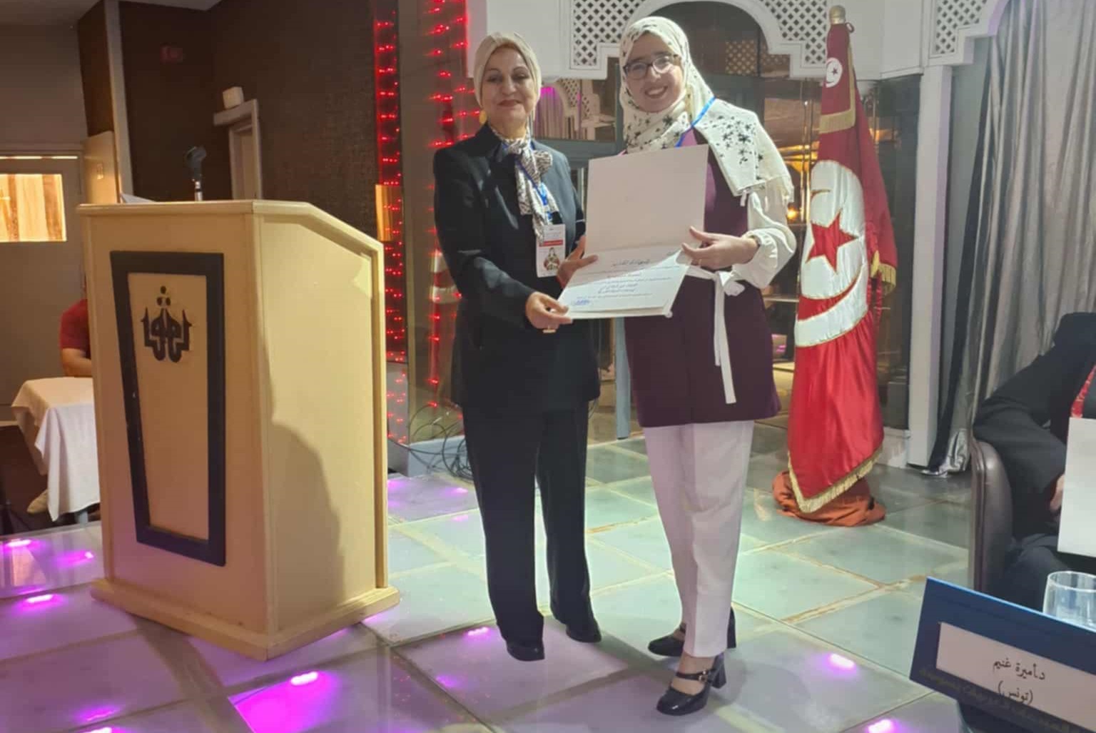 الدكتورة الجزائرية نسيبة مساعدية تقدم مداخلة مهمة في مهرجان المبدعات العربيات بسوسة