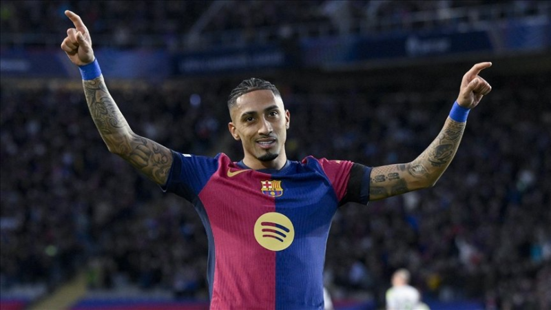 🌟 رافينيا الأفضل في الليغا... وسحر البرازيل يعيد برشلونة إلى القمة!