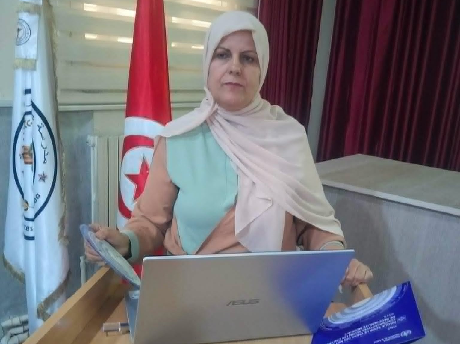 تحت شعار النهوض بصحة الأم والطفل… اليوم العلمي الخامس بالقابلات والإطار شبه الطبي بجندوبة يفتح ملفات حساسة في الممارسة الطبية