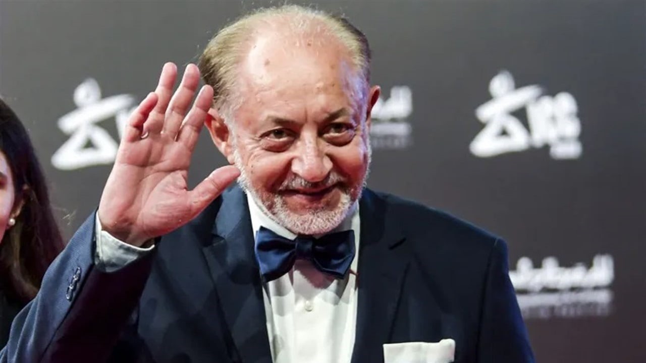 رحيل أحد عمالقة الفن المصري.. عبد العزيز مخيون يودّع الشاشة بعد مسيرة تجاوزت نصف قرن
