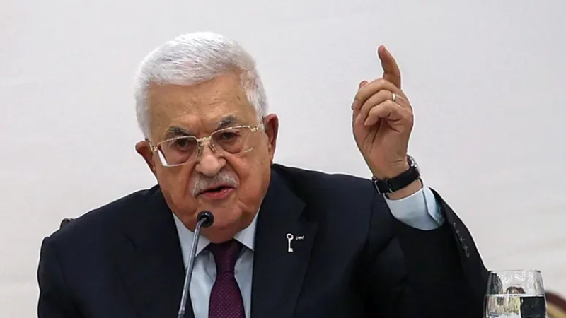عباس يُفجّر مفاجأة دستورية!.. إعلان يمهّد لمرحلة ما بعده ويشعل سباق الخلافة في فلسطين!