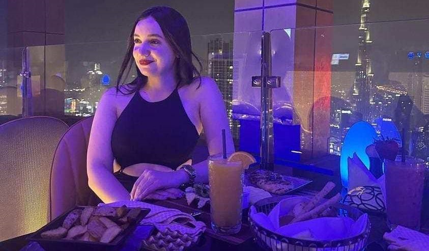 فريال الرحوي: مثال للجمال الروحي والتألق