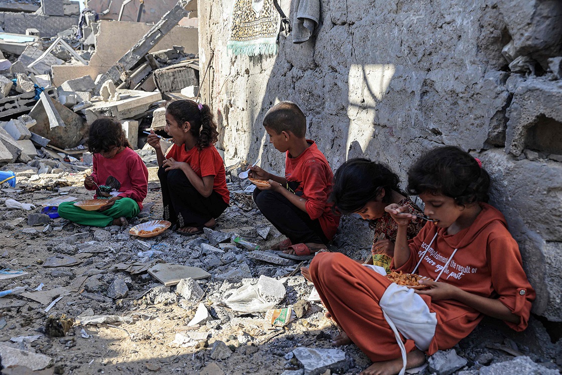 تناقضات في وجهات النظر حول الوضع الإنساني في قطاع غزة
