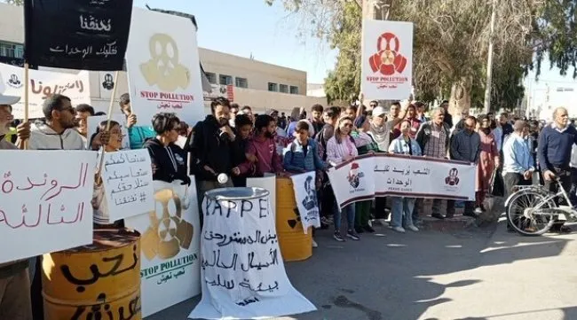 كارثة بيئية في قابس: غازات المجمع الكيميائي تُدخل تلميذا في غيبوبة جزئية وتسبب شللاً بالأطراف