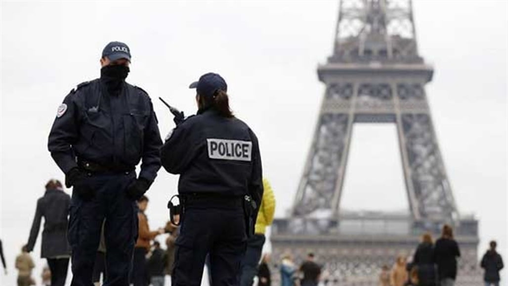 هجوم قرب برج إيفل يفجع فرنسا والفرنسيين يتأثرون بتفاصيل صادمة