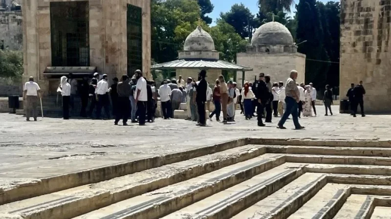 اقتحامات مستوطنين للمسجد الأقصى تحت حماية الاحتلال الإسرائيلي