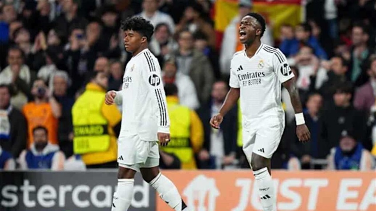 ضحكة في الوقت القاتل تشعل الجدل… فينيسيوس جونيور تحت مجهر الانتقادات داخل ريال مدريد