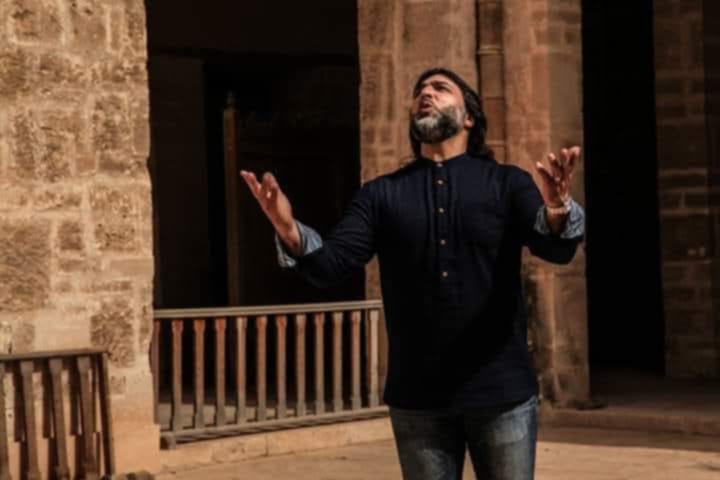 الفنان القدير عادل سلطان يتألق في حفل كبير ببن عروس