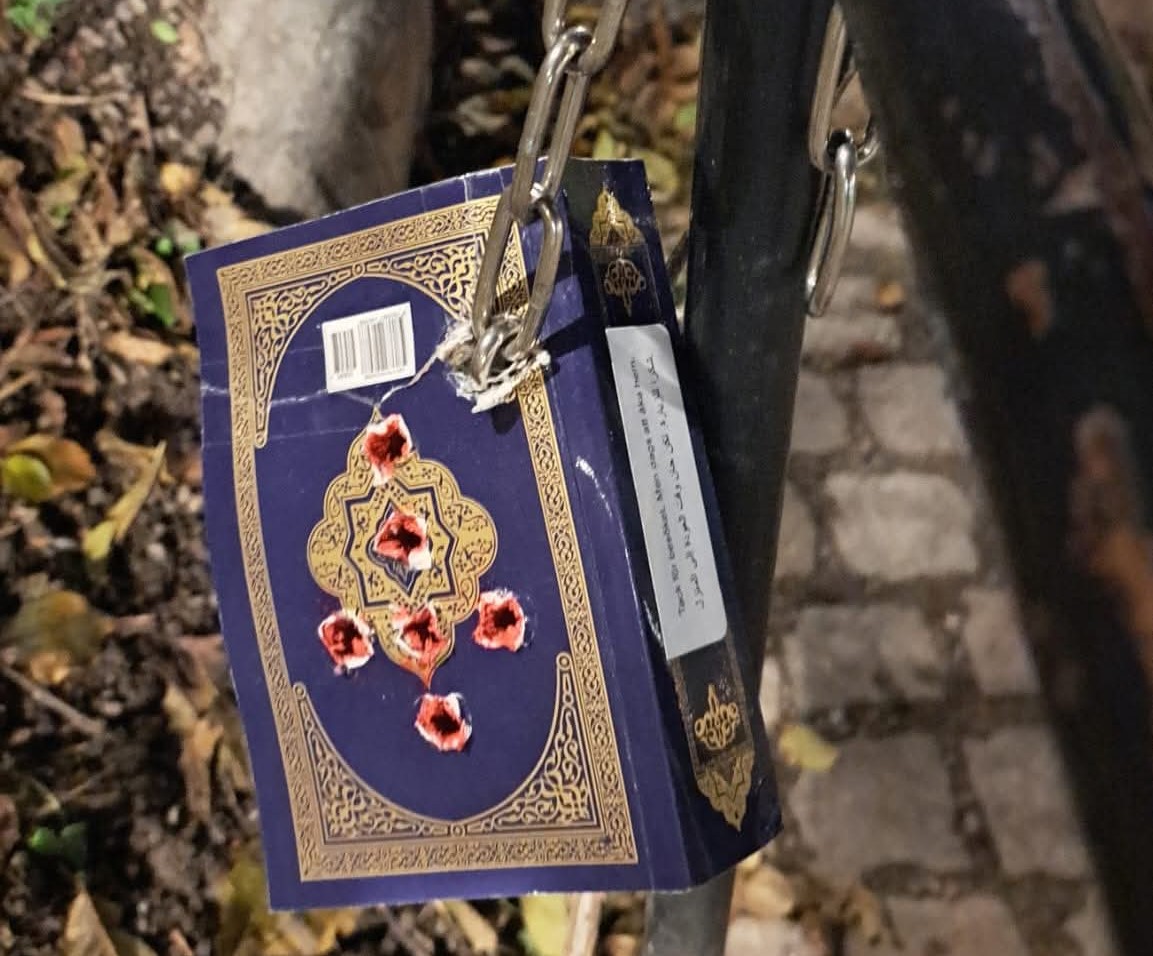 رصاص الكراهية يستهدف المصحف في ستوكهولم… اعتداء عنصري جديد يهزّ السويد