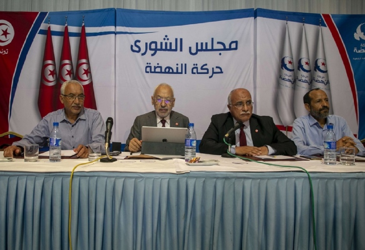 النهضة تستعجل اجتماع مجلس الشورى للخروج من عزلتها