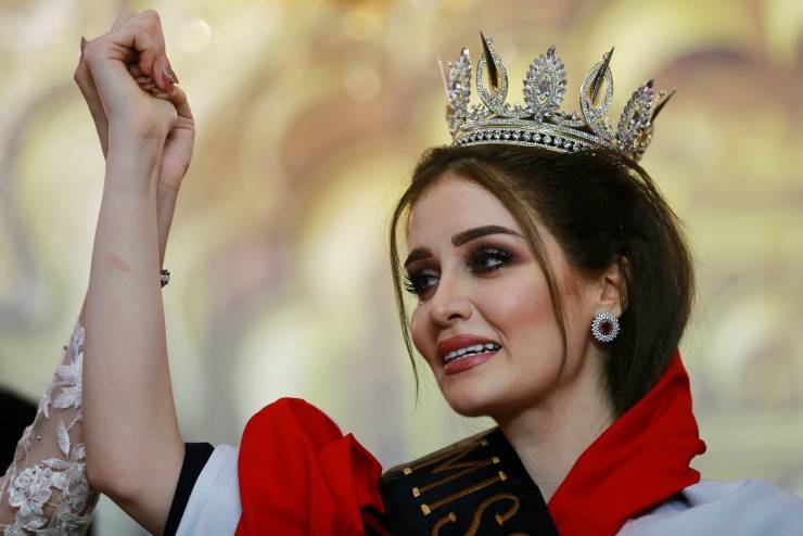 تجريد ملكة جمال العراق من لقبها .. والسبب غريب!!