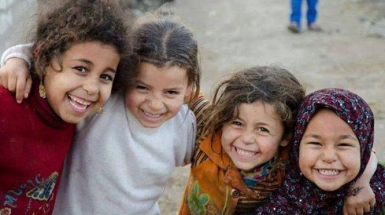  ألف فتاة فى مسابقة ملكة جمال المقابر .. تقاليع أم رسالة
