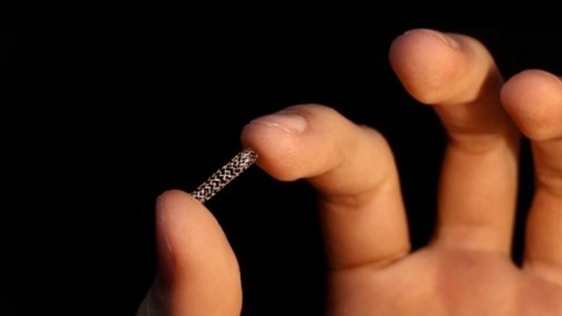 شكاية من أجل شبهة التضرر من لوالب قلبية منتهية الصلوحية أدت الى الموت