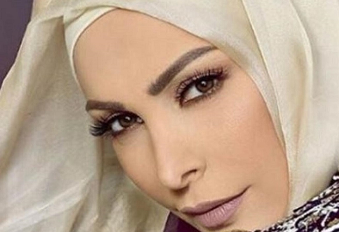 مقابل 3 مليون دولار .. هل تتخلى أمل حجازي عن الحجاب ؟