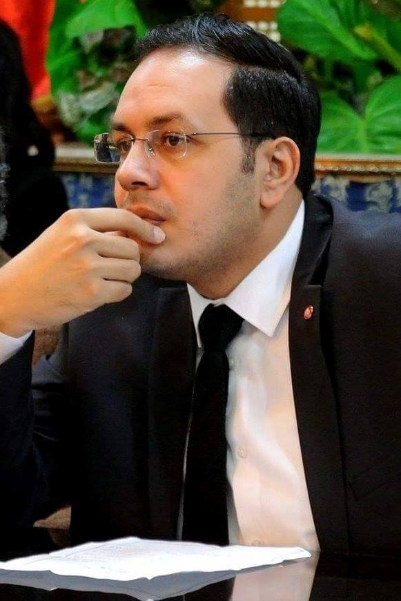 خاص/ بعد صمته الرصين وفي أول ردّ له وبقوة: مستشار وزير الشؤون الثقافية يهدّد بمقاضاة آمال موسى