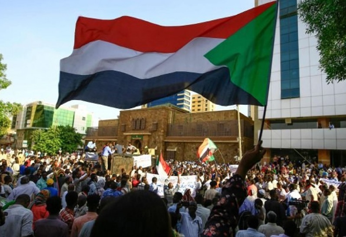 بسبب الانقلاب : الولايات المتحدة تعلّق دعما ماليا بـ 700 مليون دولار للسودان