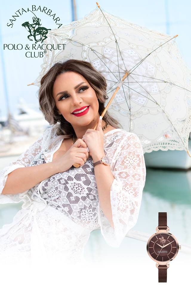 ما سر جاذبية منال عمارة في هذه الصورة؟