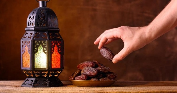 ماذا يقول الصائم عند فطره؟