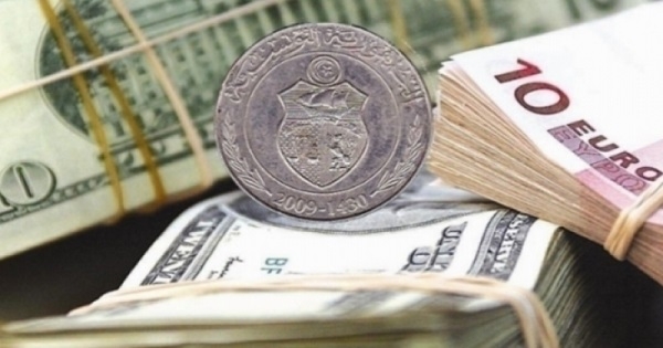 الدينار التونسي بأدنى مستوى له مقابل اليورو و الدولار