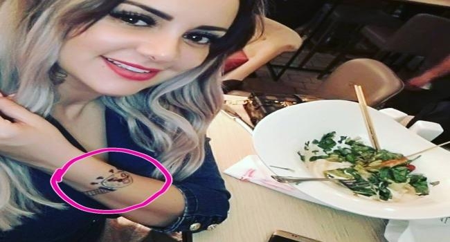 ما سر الساعة اليدوية المرسومة على يد منال عمارة؟
