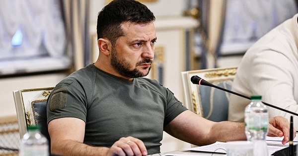 زيلينسكي: أوكرانيا لن تتفاوض مع روسيا ما دام بوتين رئيسا