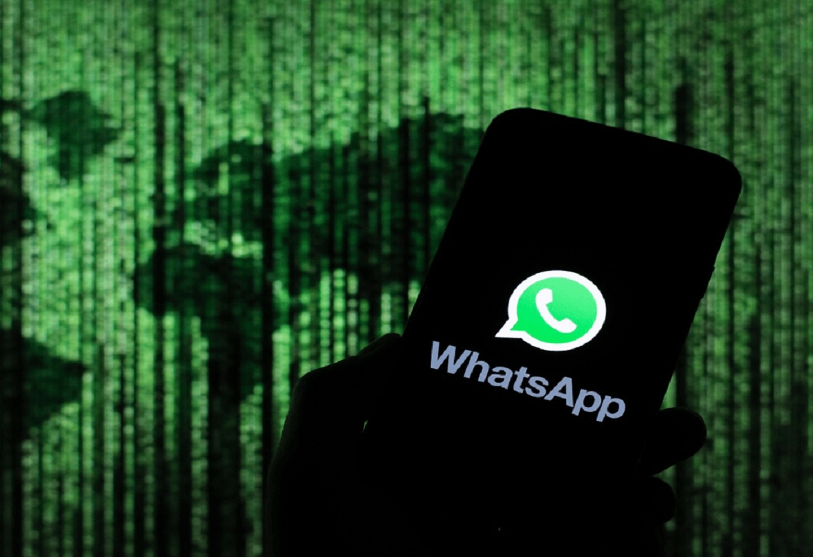ثغرة أمنية تضرب "واتساب" و"واتساب بيزنيس" بنظام iOS‏